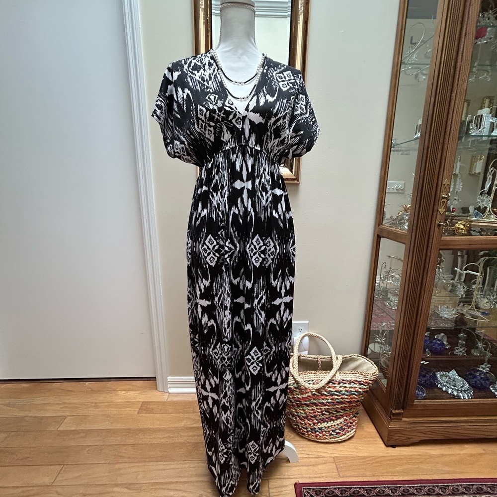 BONGO Monochrome Patterned Maxi Dress